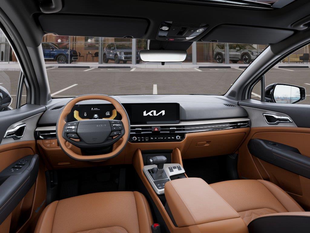 Vehicle photo 14