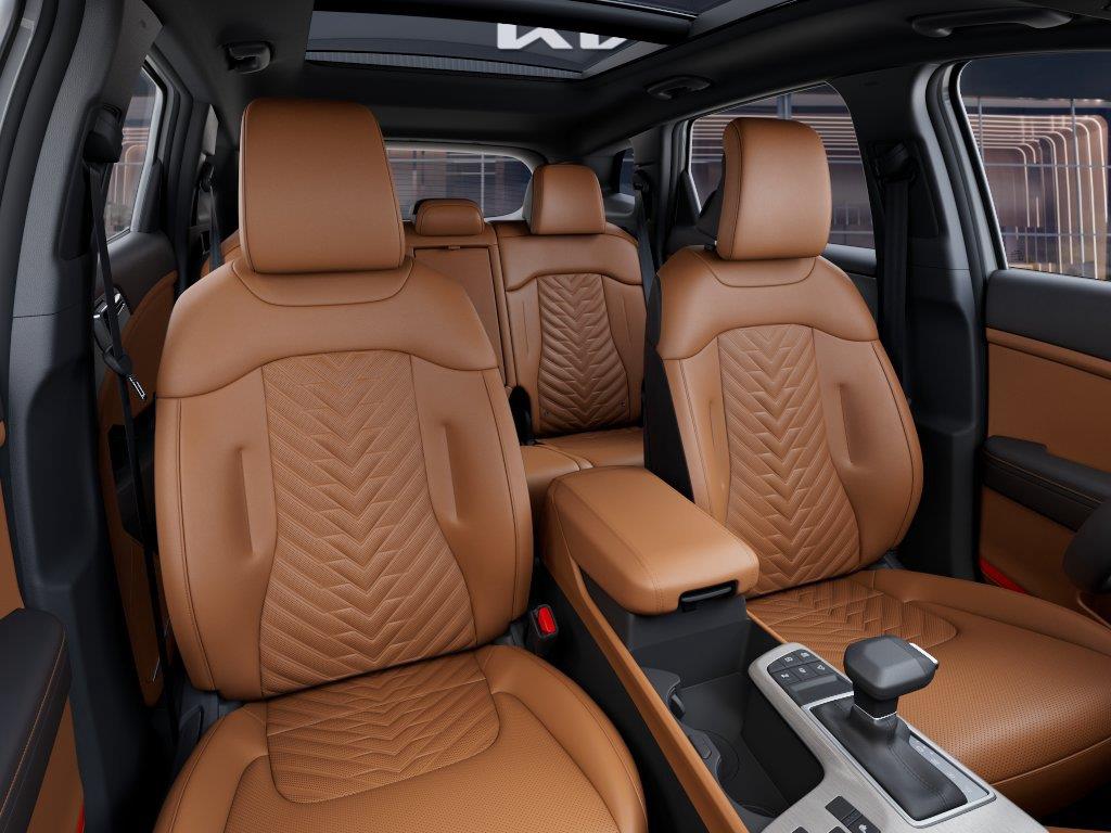 Vehicle photo 15
