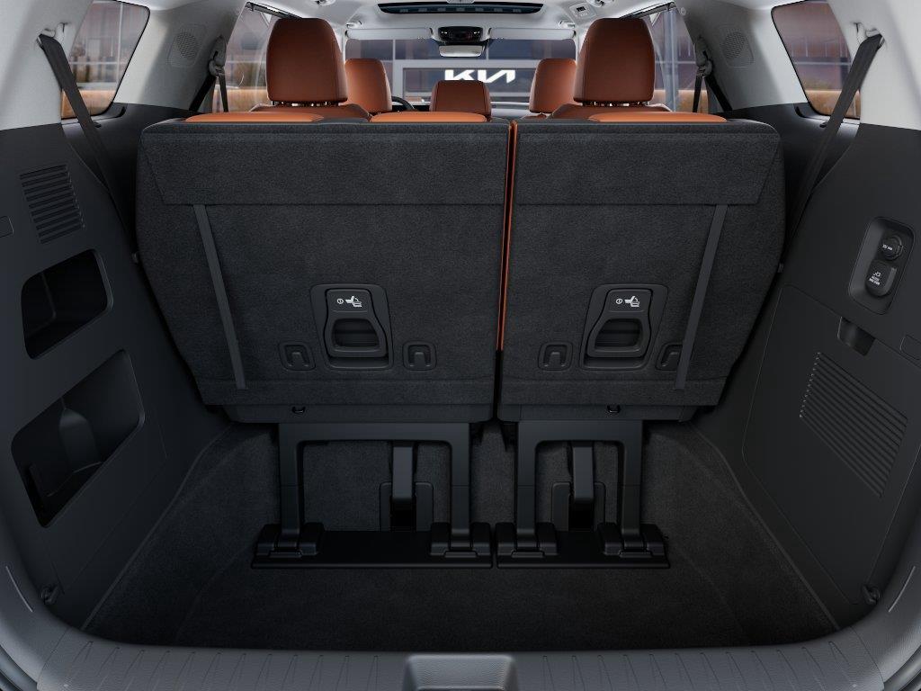 Vehicle photo 19