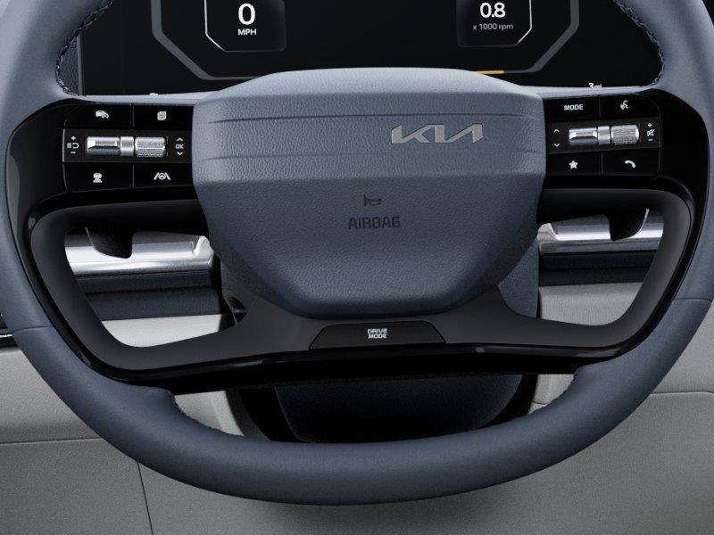 Vehicle photo 22