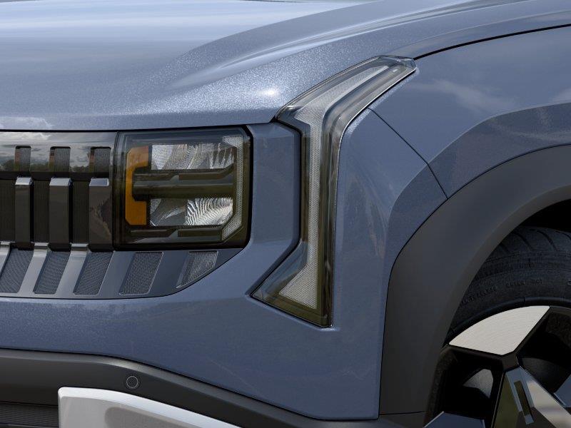 Vehicle photo 10