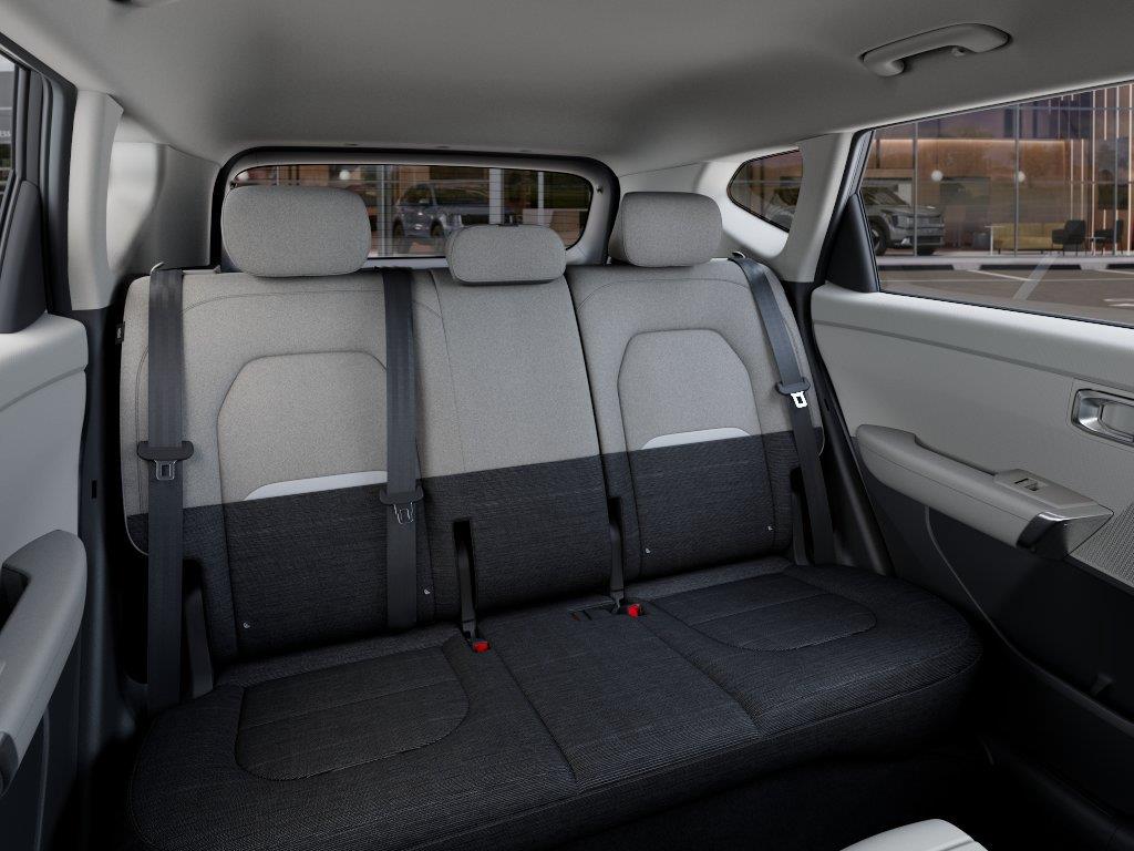 Vehicle photo 16