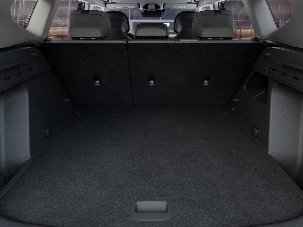 Vehicle photo 19