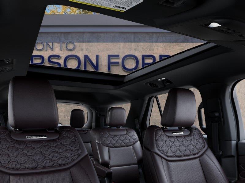 Vehicle photo 22