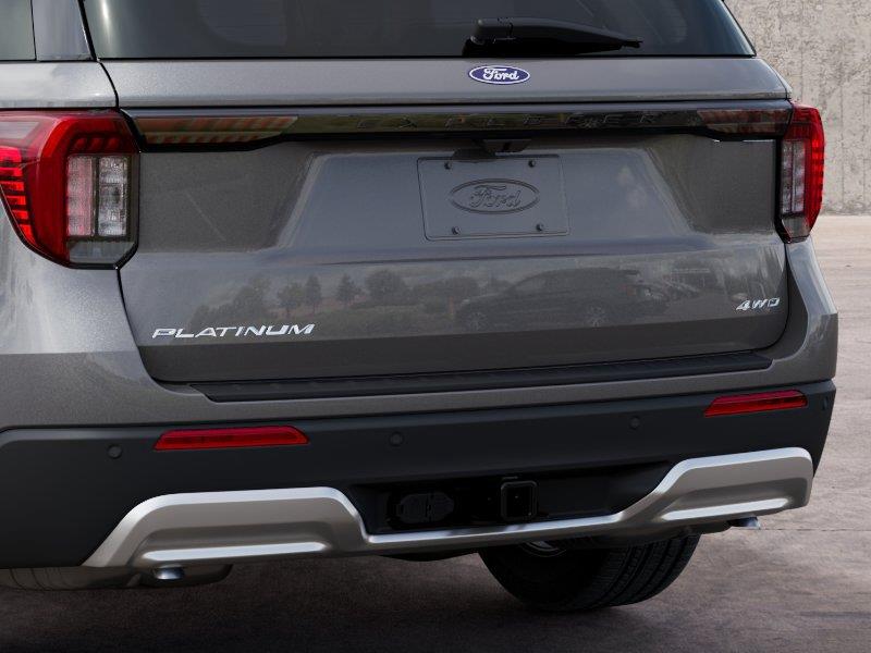 Vehicle photo 23