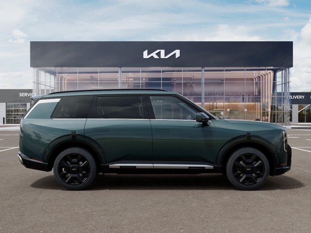 Vehicle photo 7