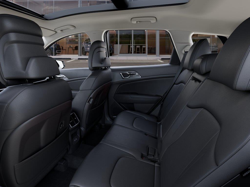 Vehicle photo 18
