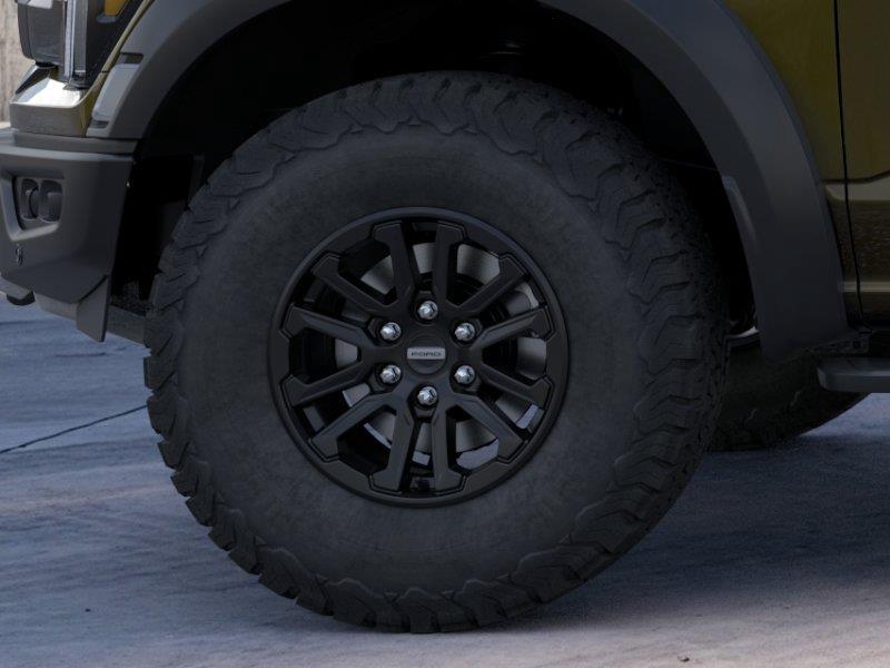 Vehicle photo 19