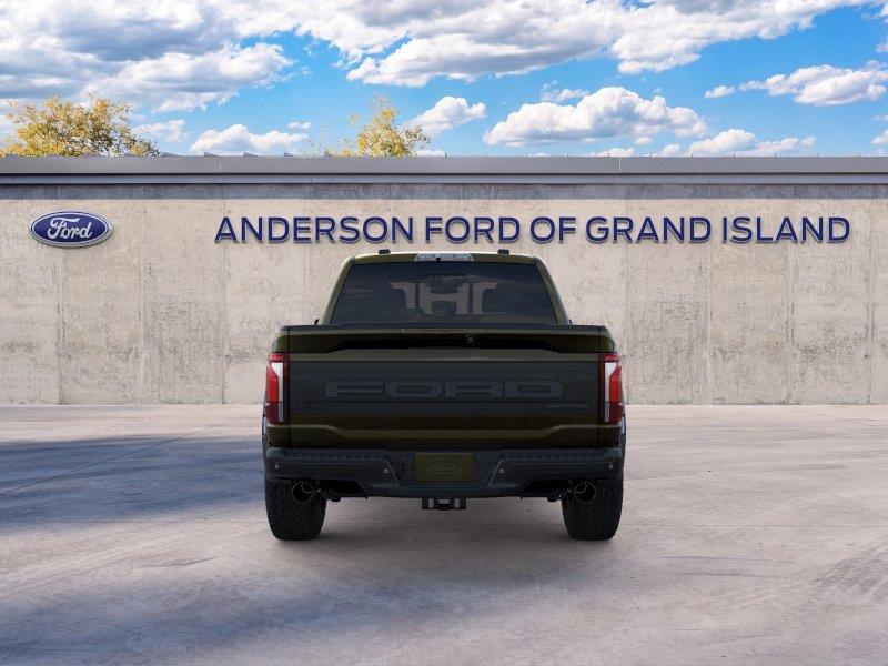 Vehicle photo 5