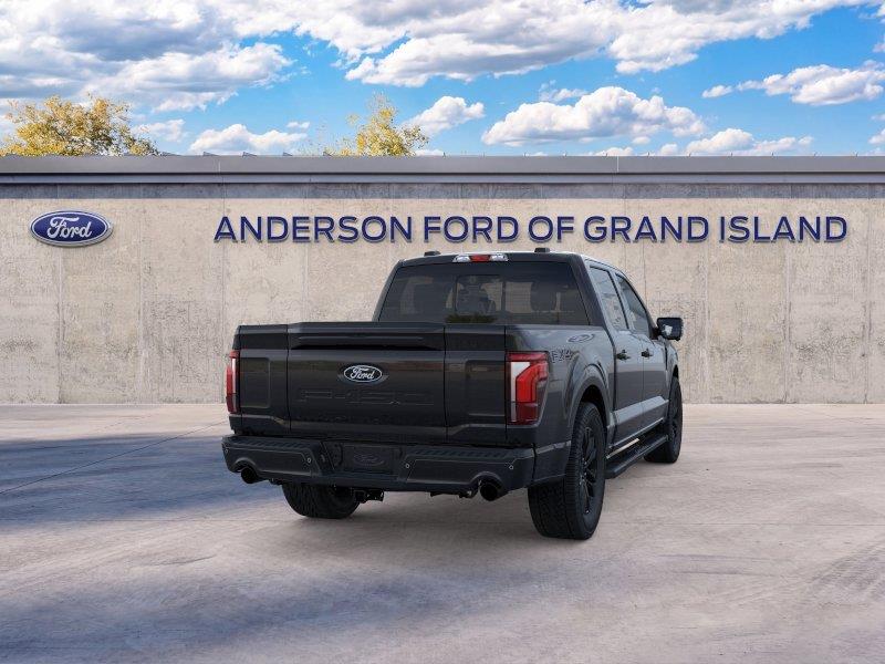Vehicle photo 8