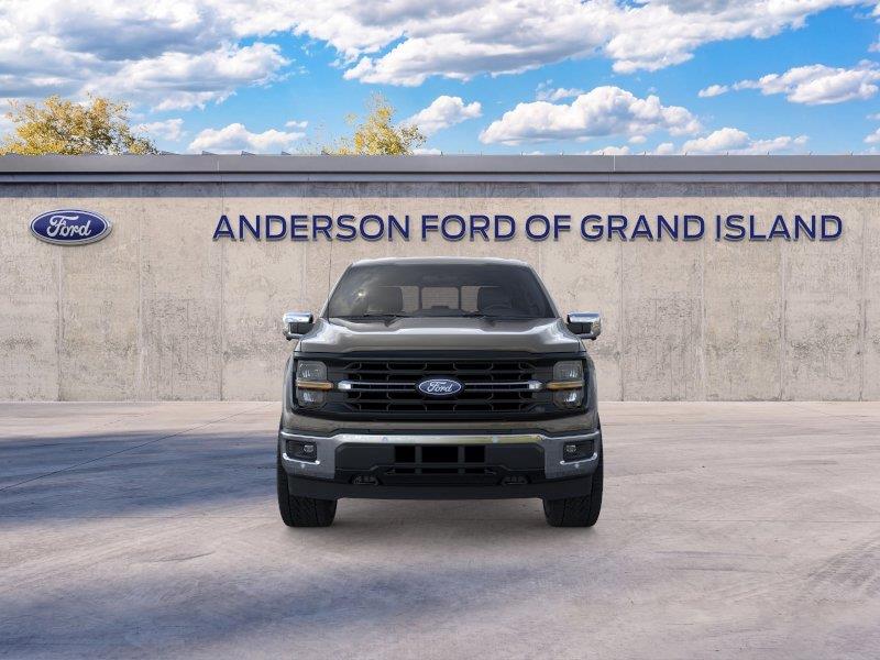 Vehicle photo 6