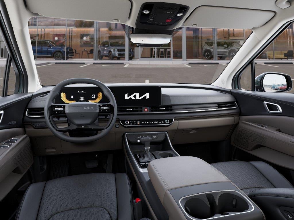Vehicle photo 14