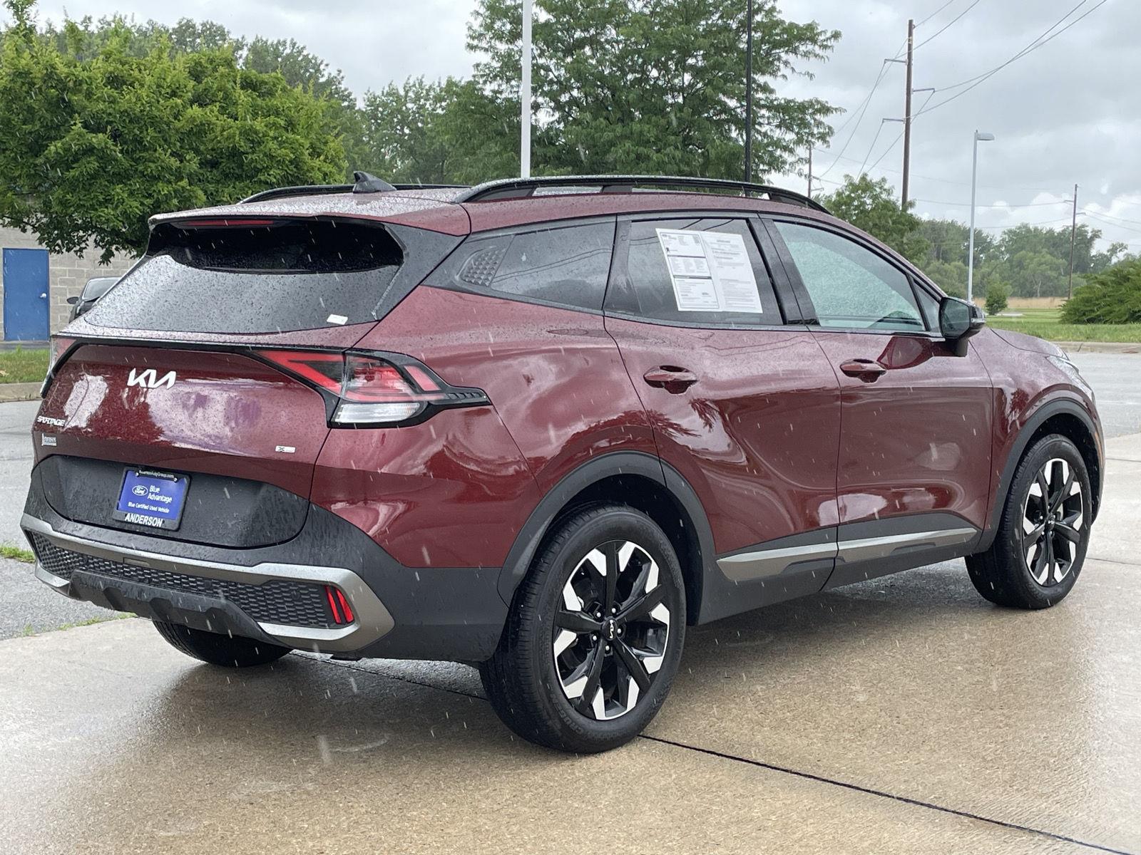 Vehicle photo 7