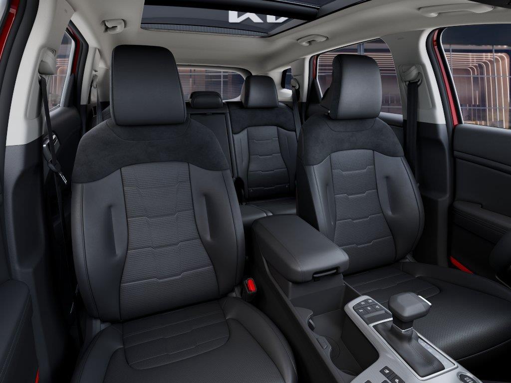 Vehicle photo 15