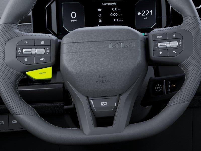 Vehicle photo 22