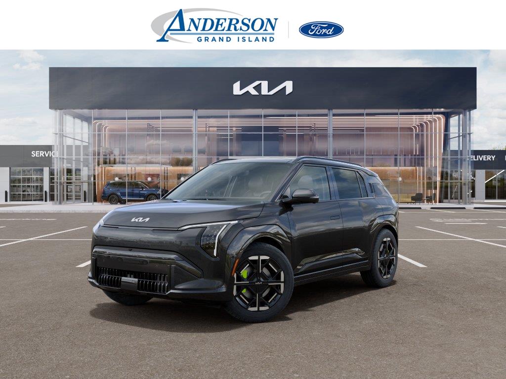 Vehicle photo 1