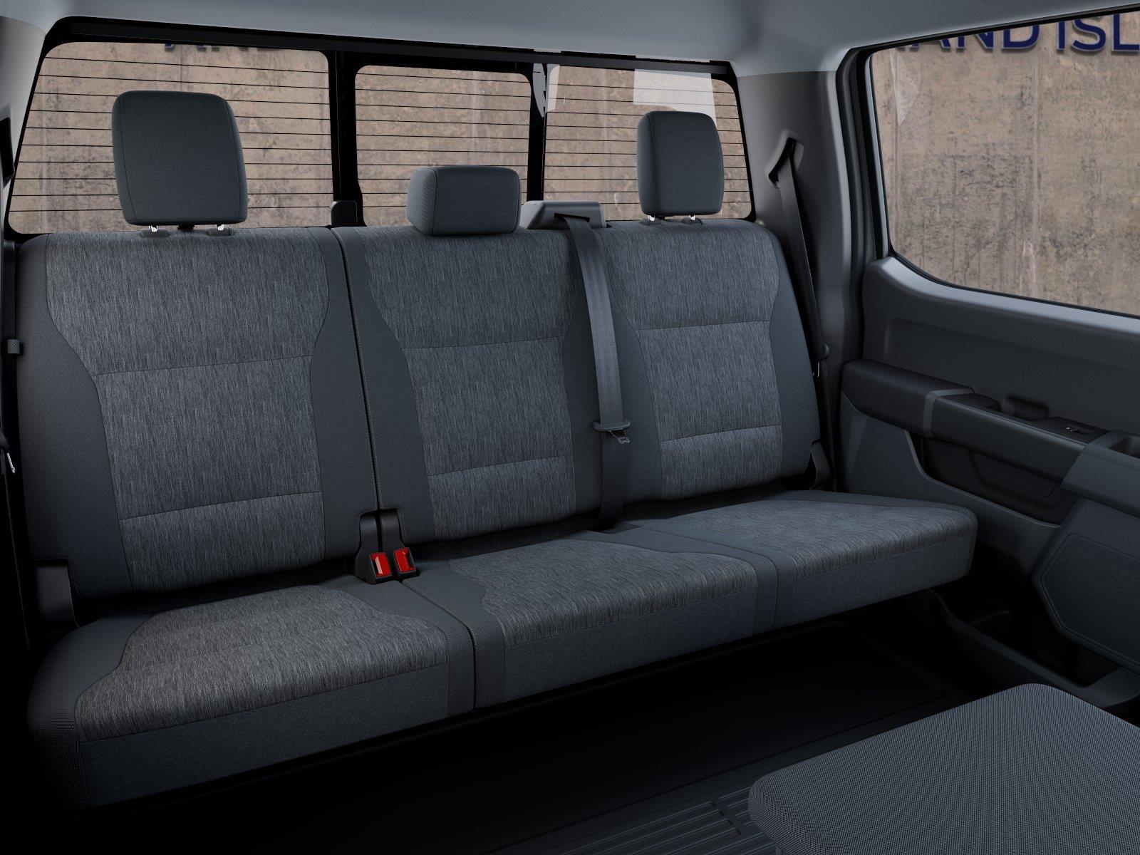 Vehicle photo 11