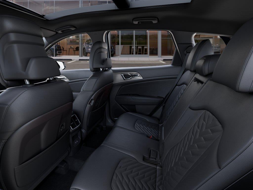 Vehicle photo 18