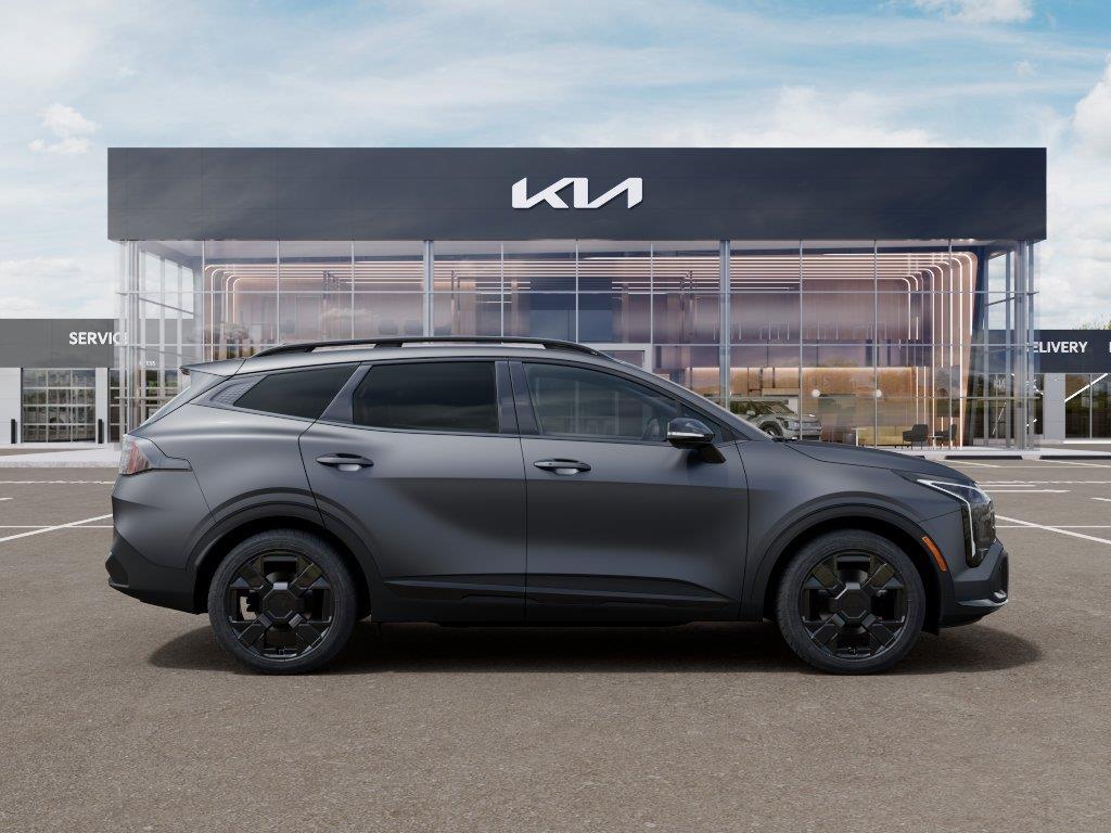 Vehicle photo 7