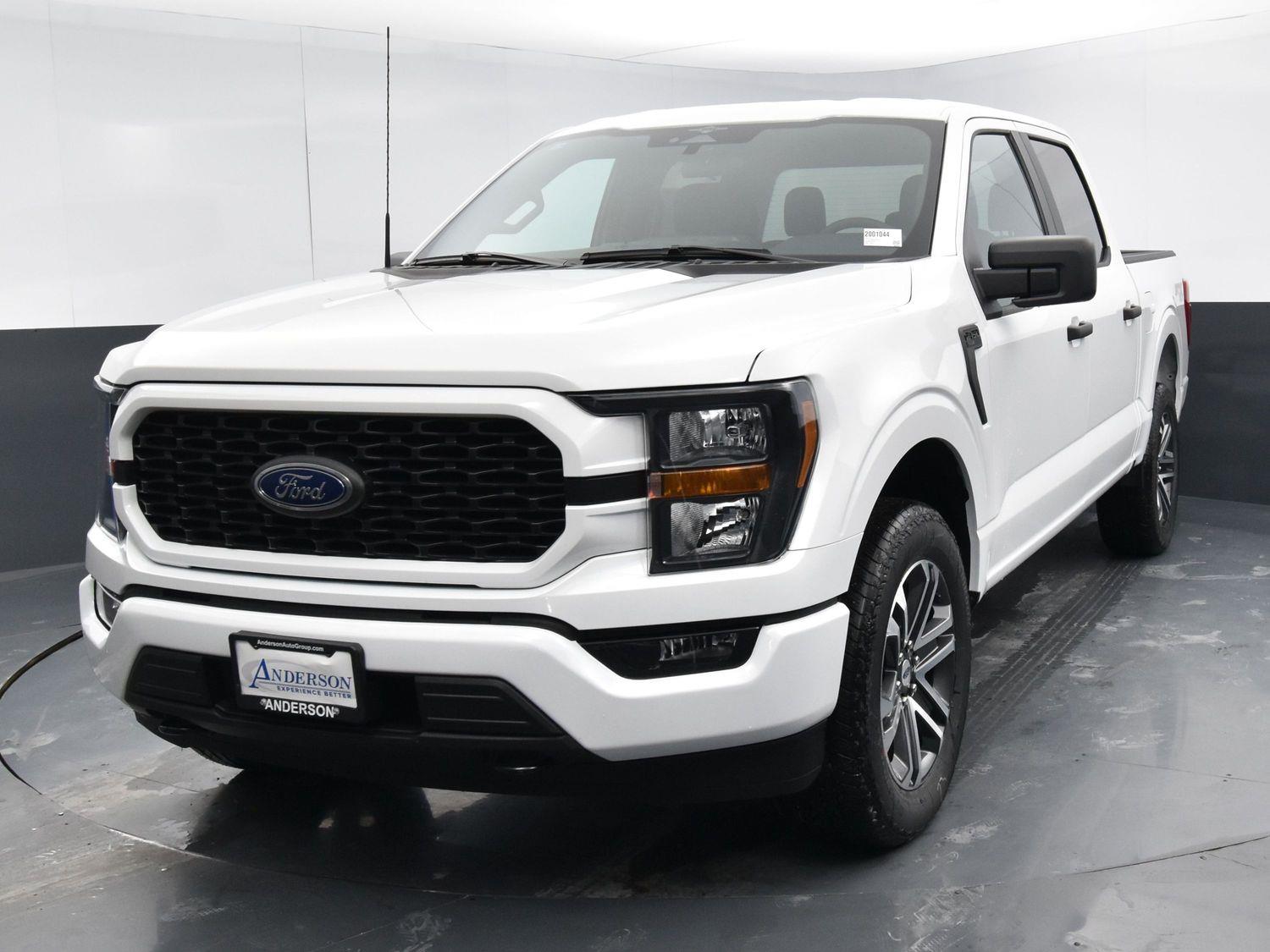 New 2023 Ford F-150 XL SuperCrew Cab for sale in Grand Island NE