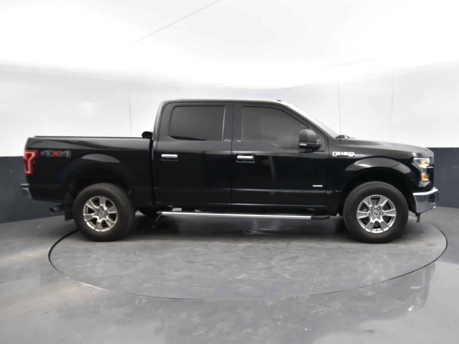 Used 2016 Ford F-150 XLT SuperCrew Cab Styleside for sale in Grand Island NE
