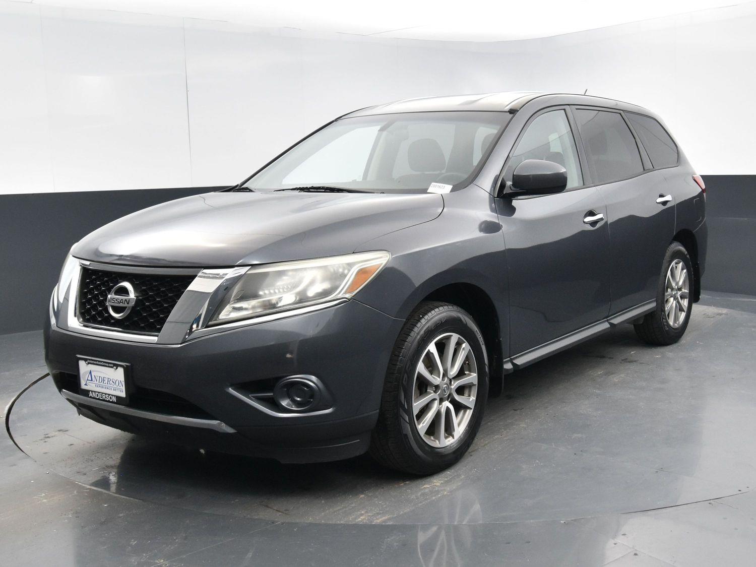 Used 2014 Nissan Pathfinder S Sport Utility for sale in Grand Island NE