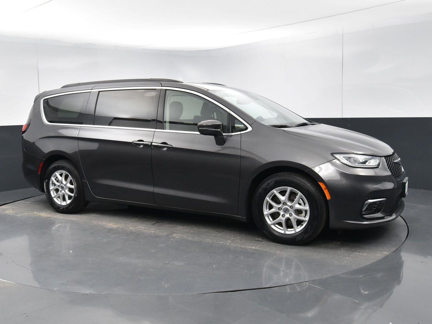 Used 2022 Chrysler Pacifica Touring L Minivans for sale in Grand Island NE