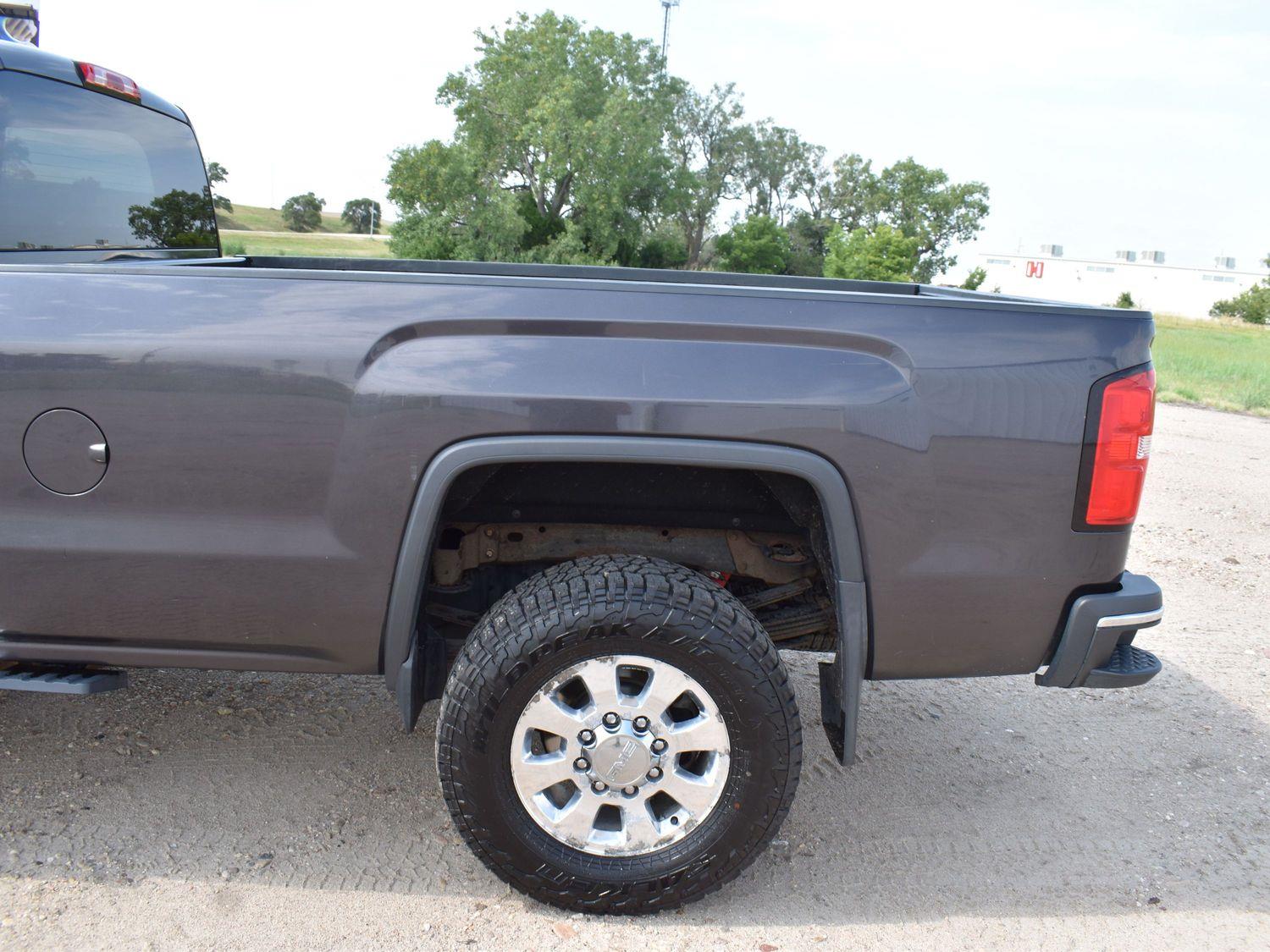 Used 2015 GMC Sierra 3500HD SLT Crew Cab Truck for sale in Grand Island NE