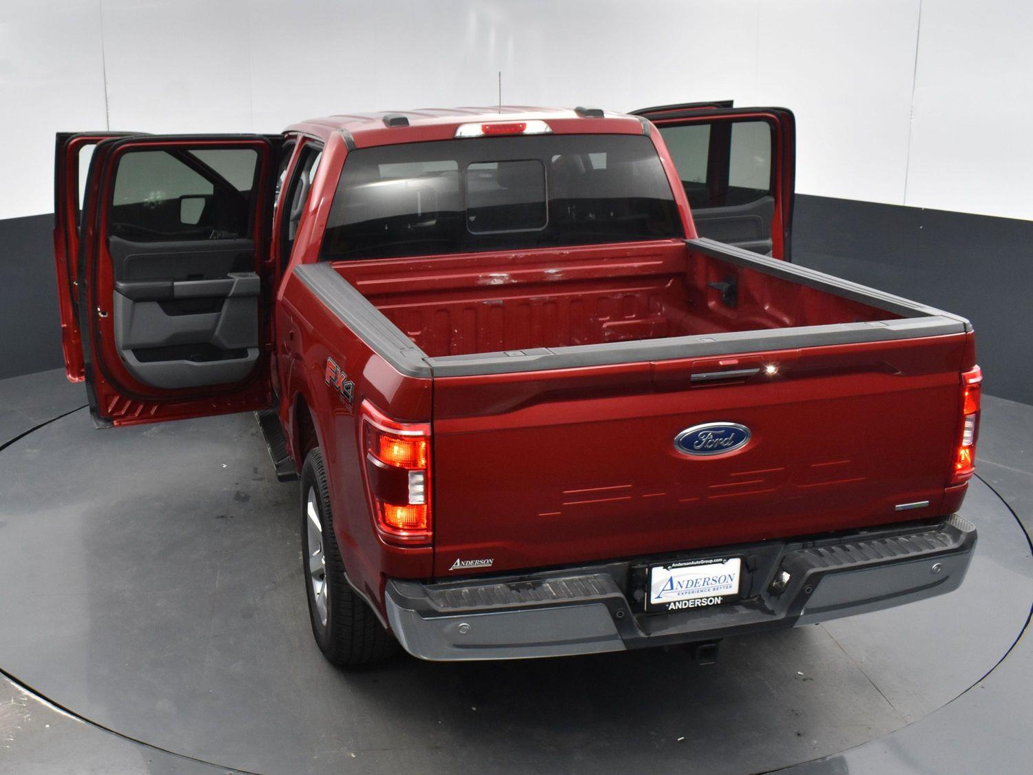 Used 2021 Ford F-150 XLT Crew Cab Truck for sale in Grand Island NE