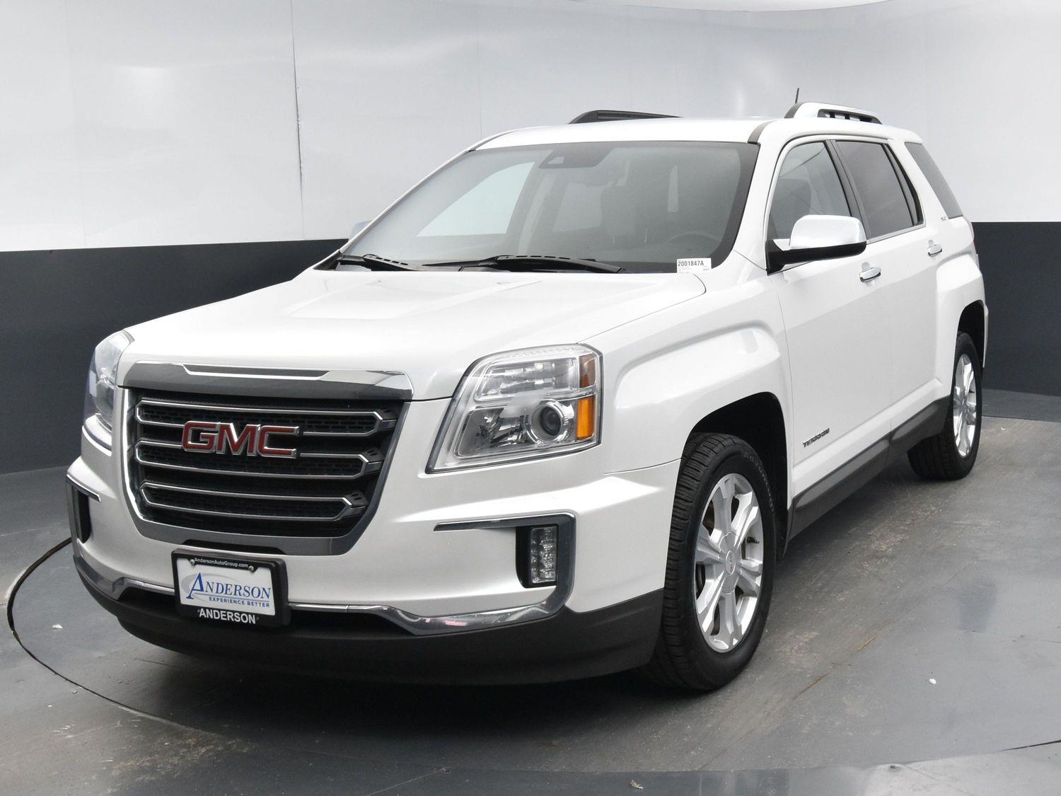 Used 2017 GMC Terrain SLT SUV for sale in Grand Island NE