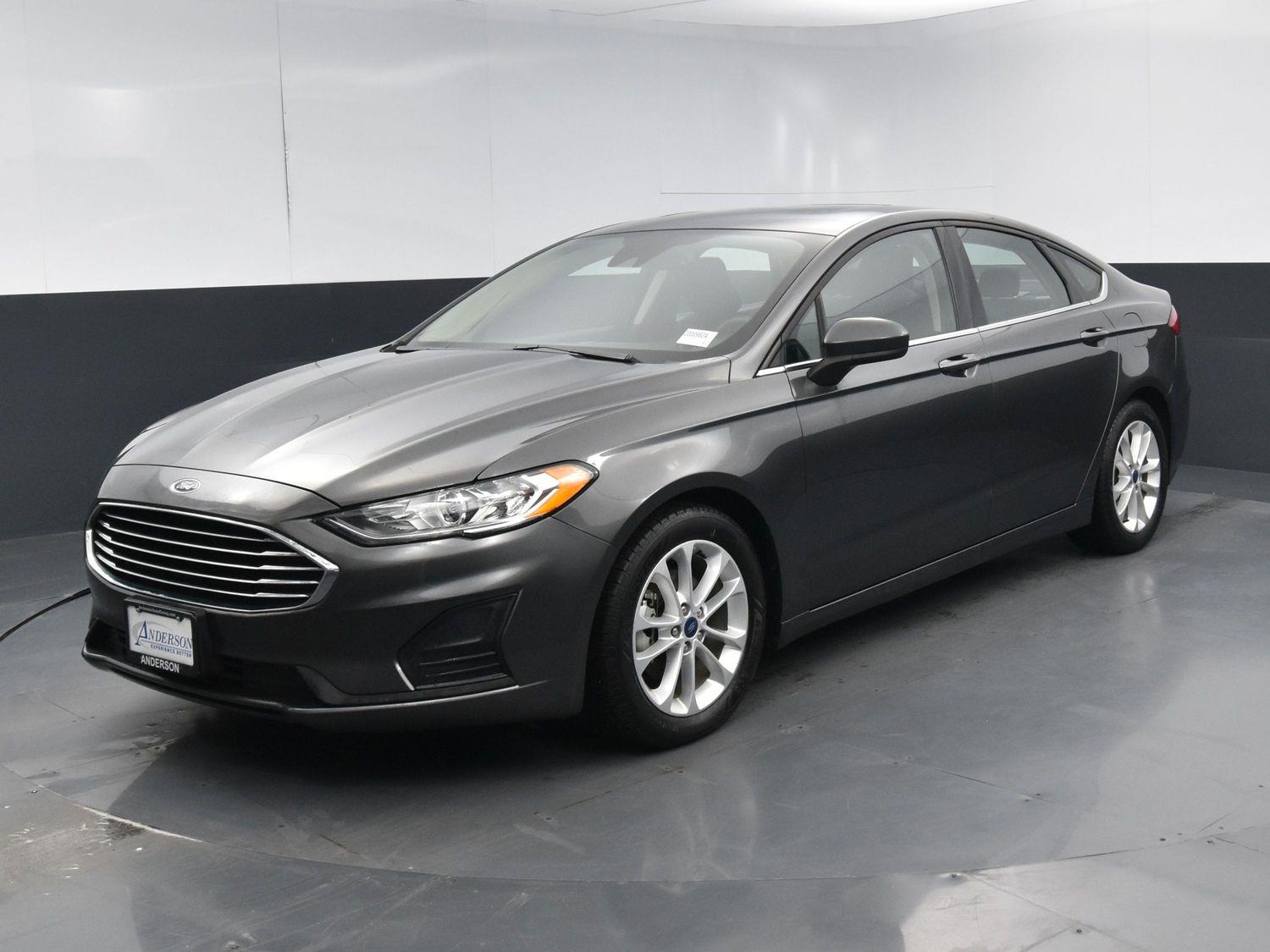 Used 2019 Ford Fusion SE Sedan for sale in Grand Island NE