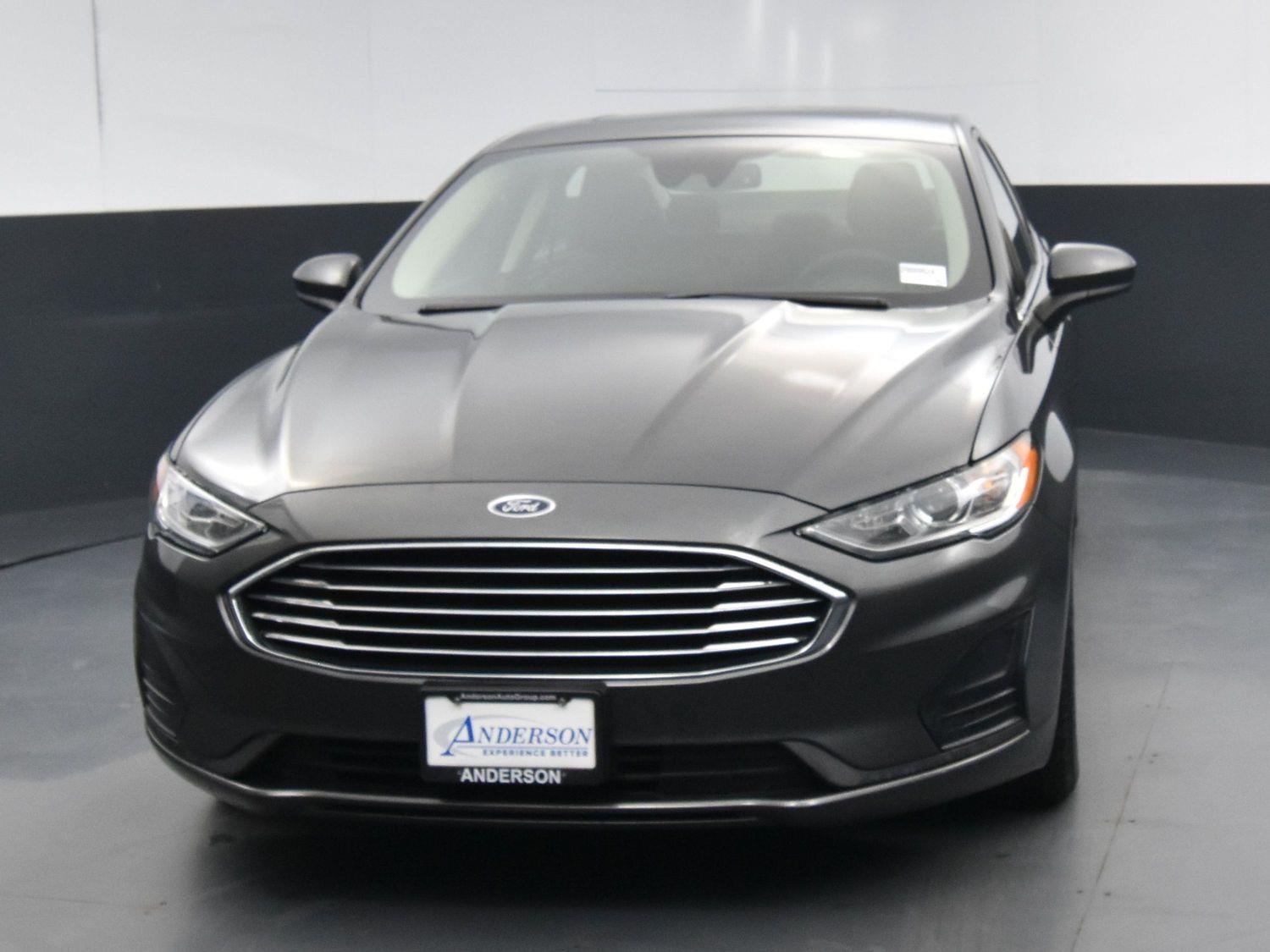 Used 2019 Ford Fusion SE Sedan for sale in Grand Island NE