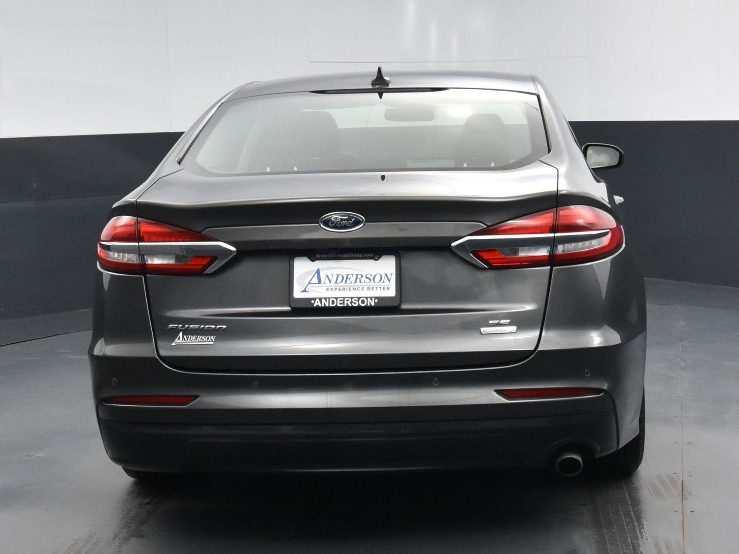 Used 2019 Ford Fusion SE Sedan for sale in Grand Island NE