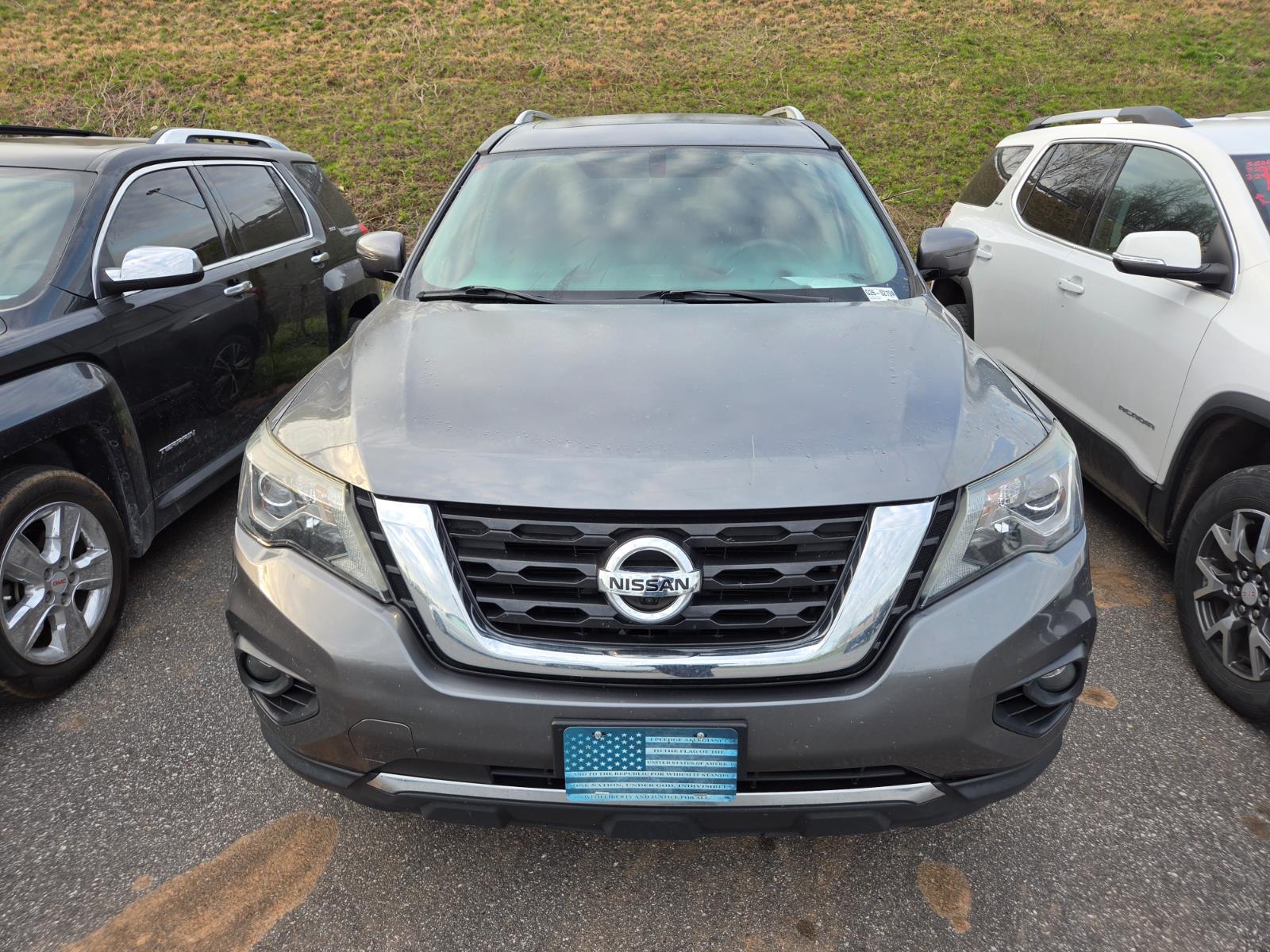 View vehicle photo 2