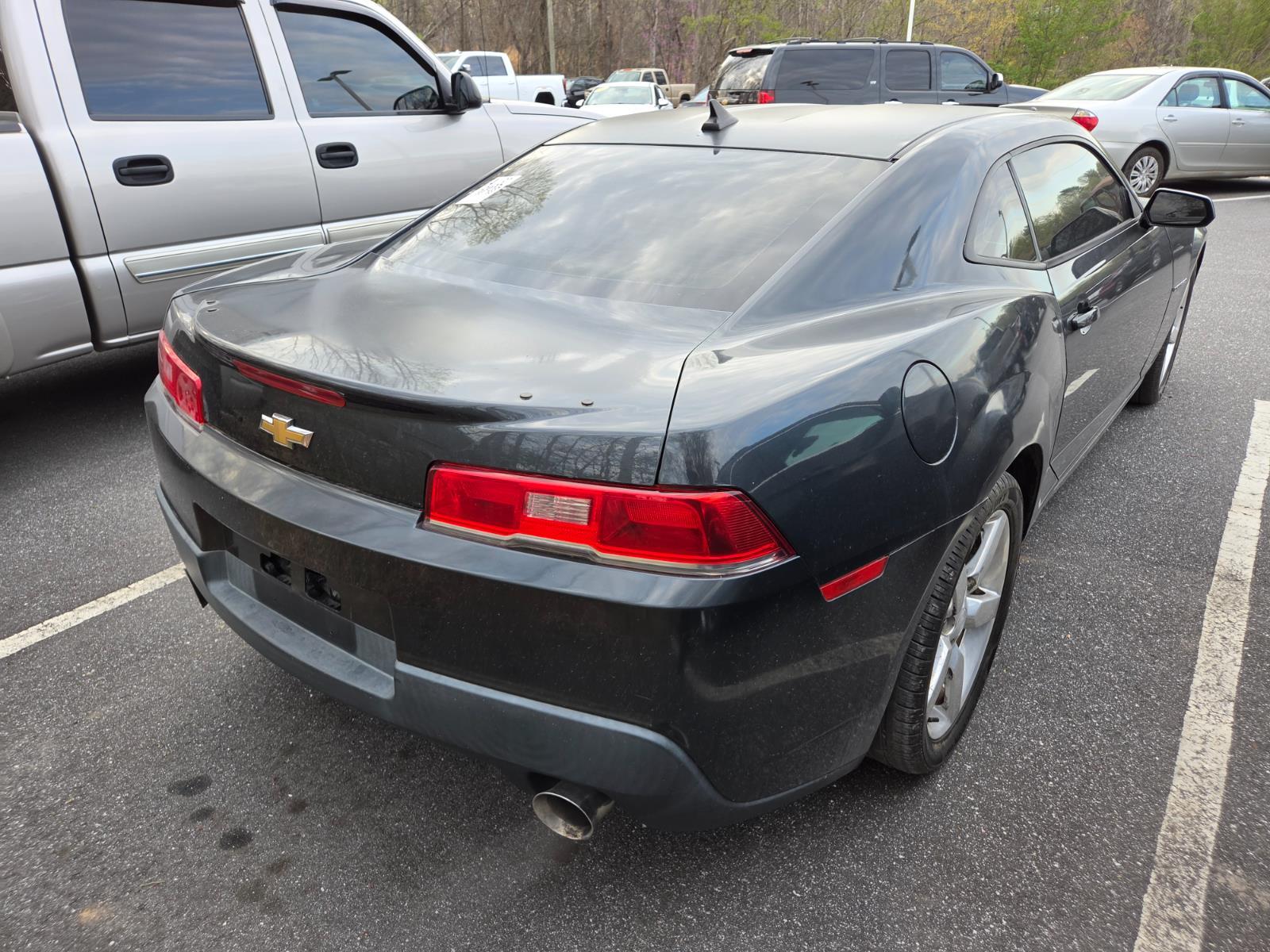 View vehicle photo 5