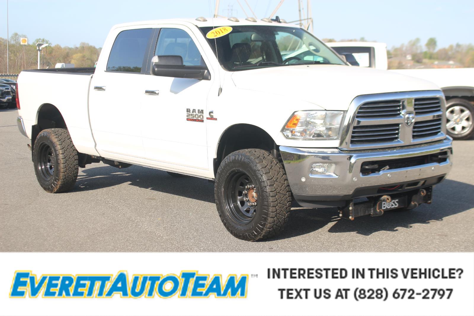 Bright White Clearcoat 2018 RAM 2500 Big Horn Crew Cab 4WD Pickup Truck Four-Wheel Drive 6-Speed Automatic