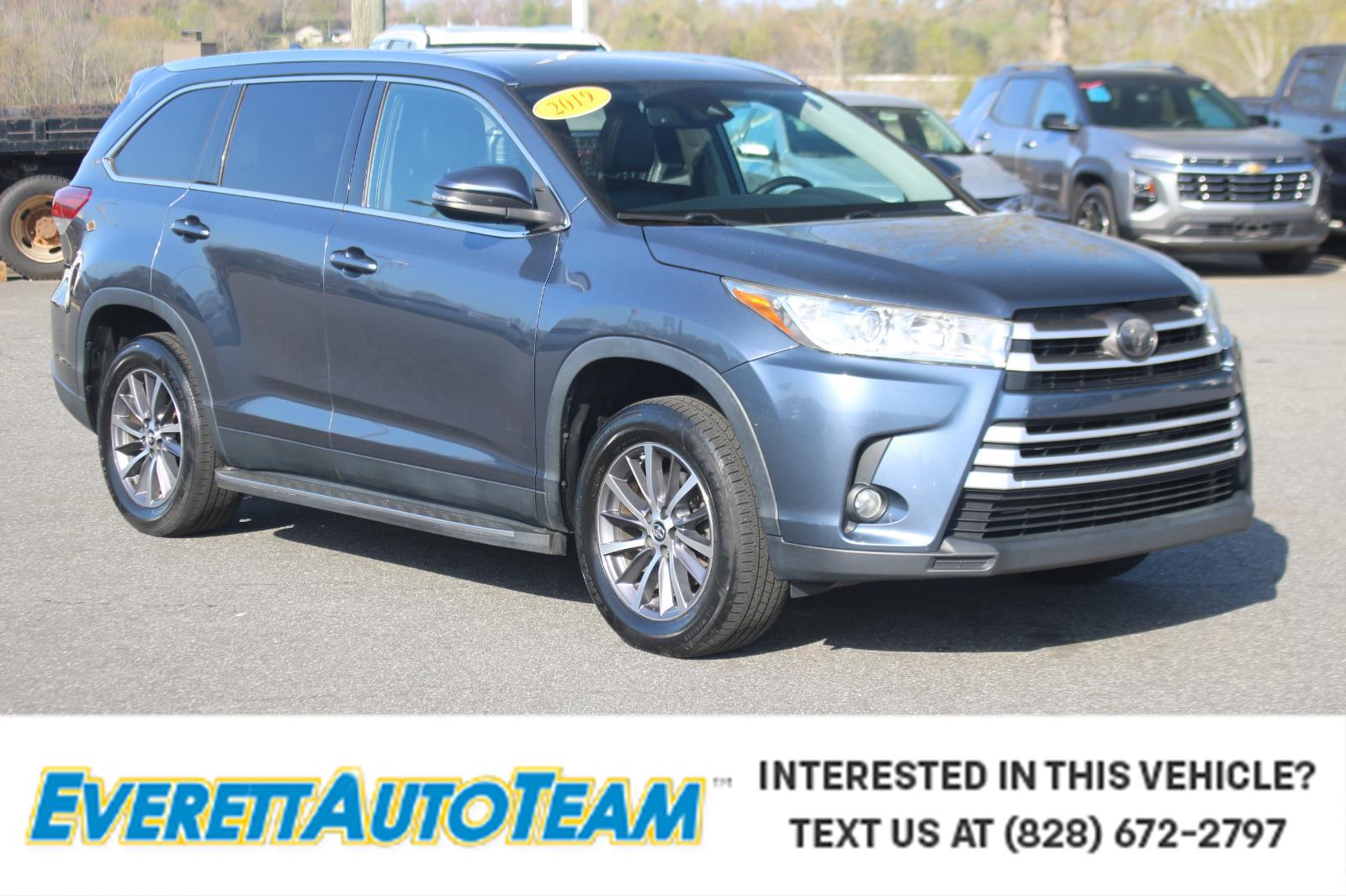 Shoreline Blue Pearl 2019 Toyota Highlander XLE FWD SUV / Crossover Front-Wheel Drive 8-Speed Automatic
