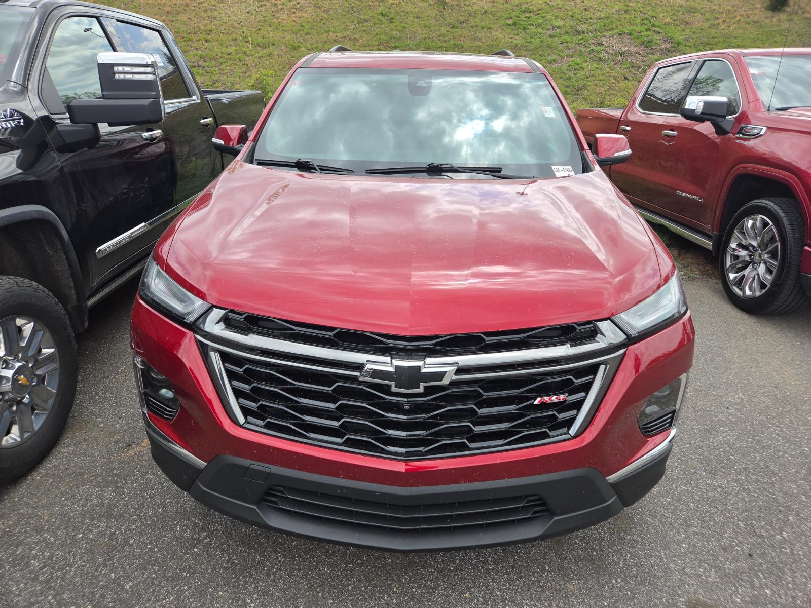 View vehicle photo 2