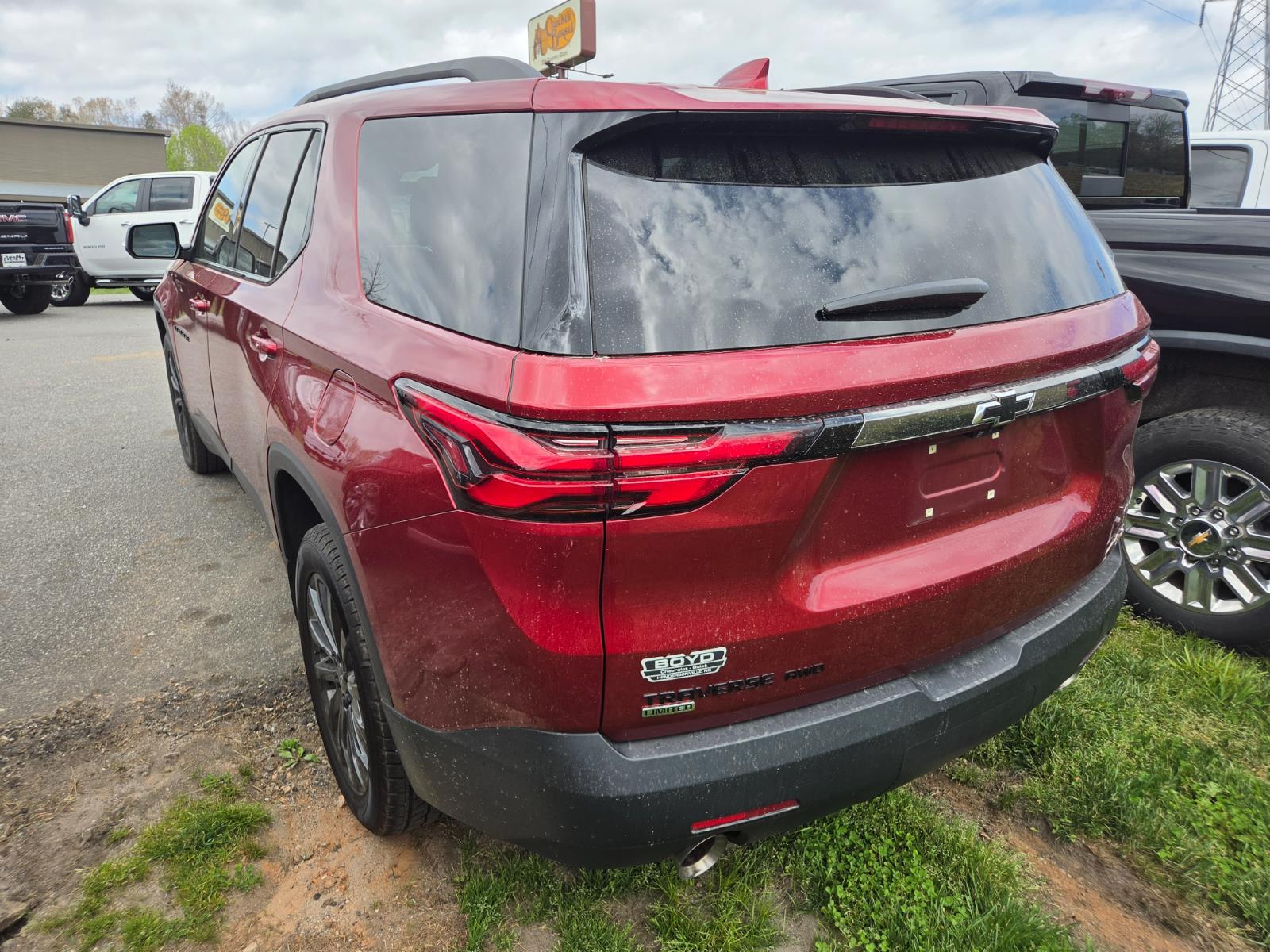 View vehicle photo 6