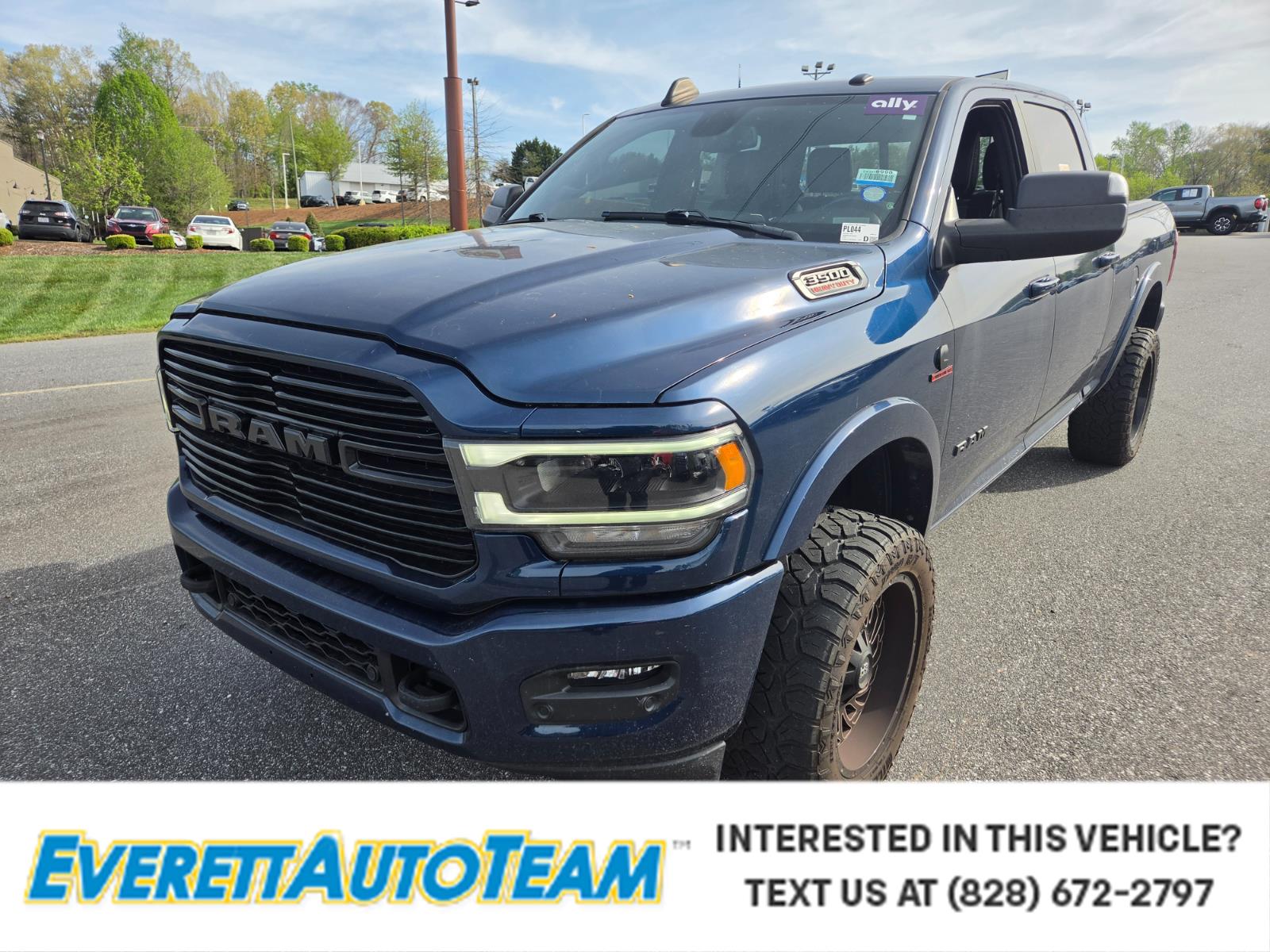 Patriot Blue Pearlcoat 2022 RAM 3500 Laramie Crew Cab 4WD Pickup Truck Four-Wheel Drive 6-Speed Automatic