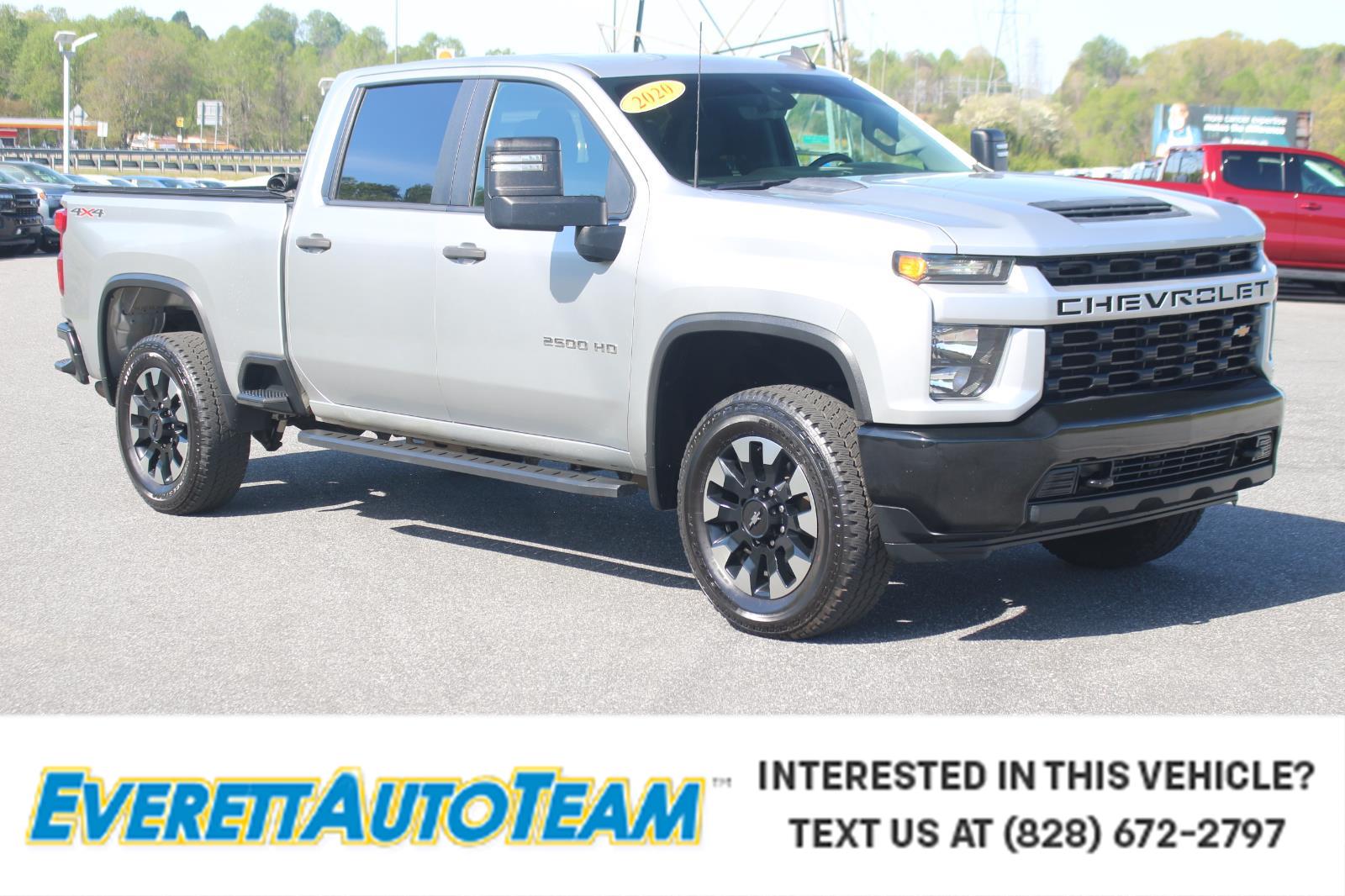 Silver Ice Metallic 2020 Chevrolet Silverado 2500HD Custom Crew Cab 4WD Pickup Truck Four-Wheel Drive 6-Speed Automatic