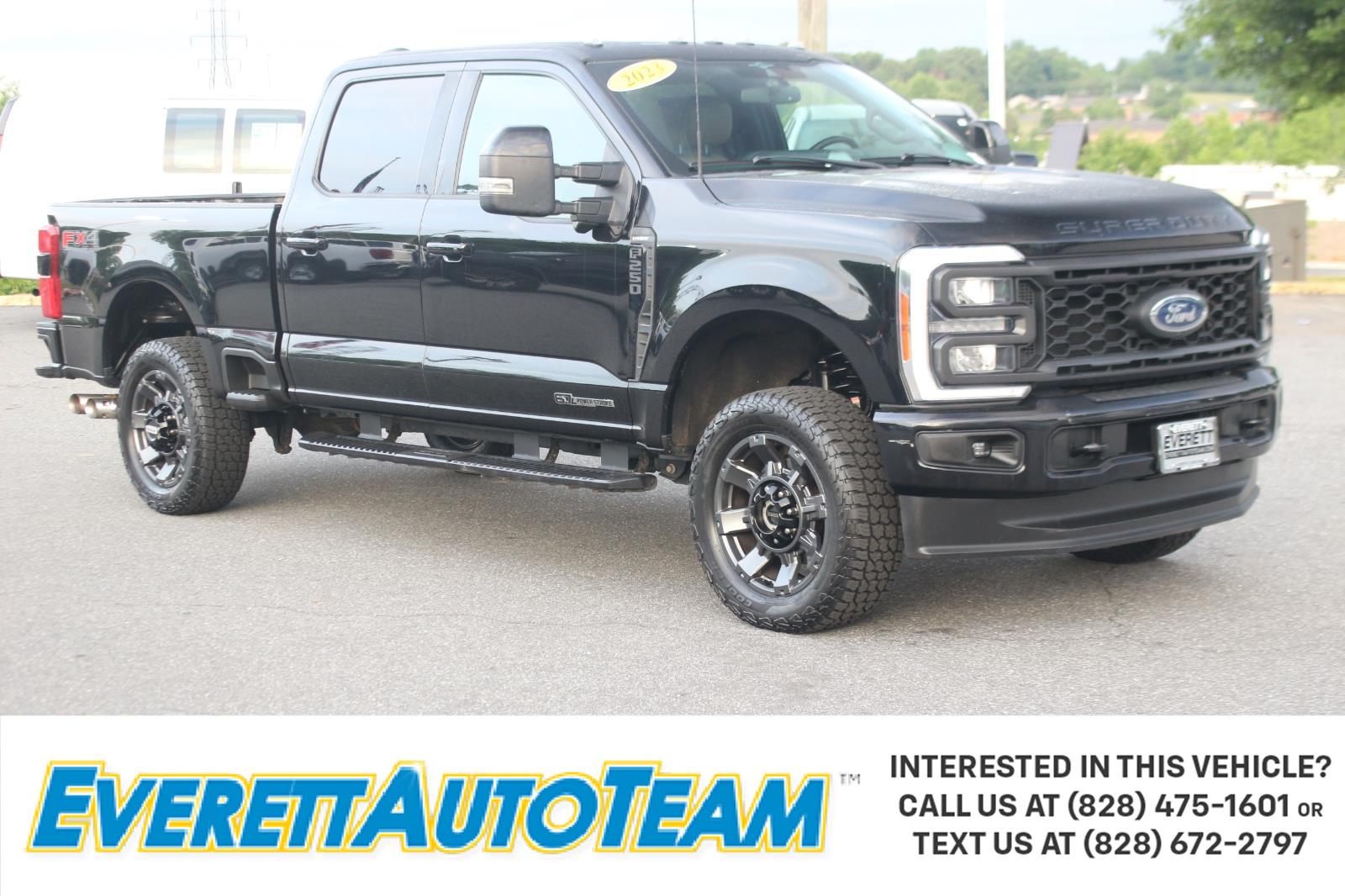 Agate Black 2023 Ford F-250 Super Duty Lariat Crew Cab 4WD Pickup Truck Four-Wheel Drive Automatic