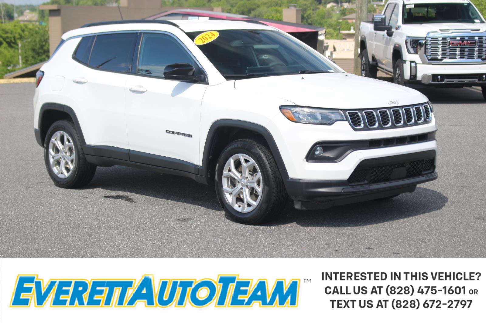 Bright White Clearcoat 2024 Jeep Compass SUV / Crossover Four-Wheel Drive 8-Speed Automatic