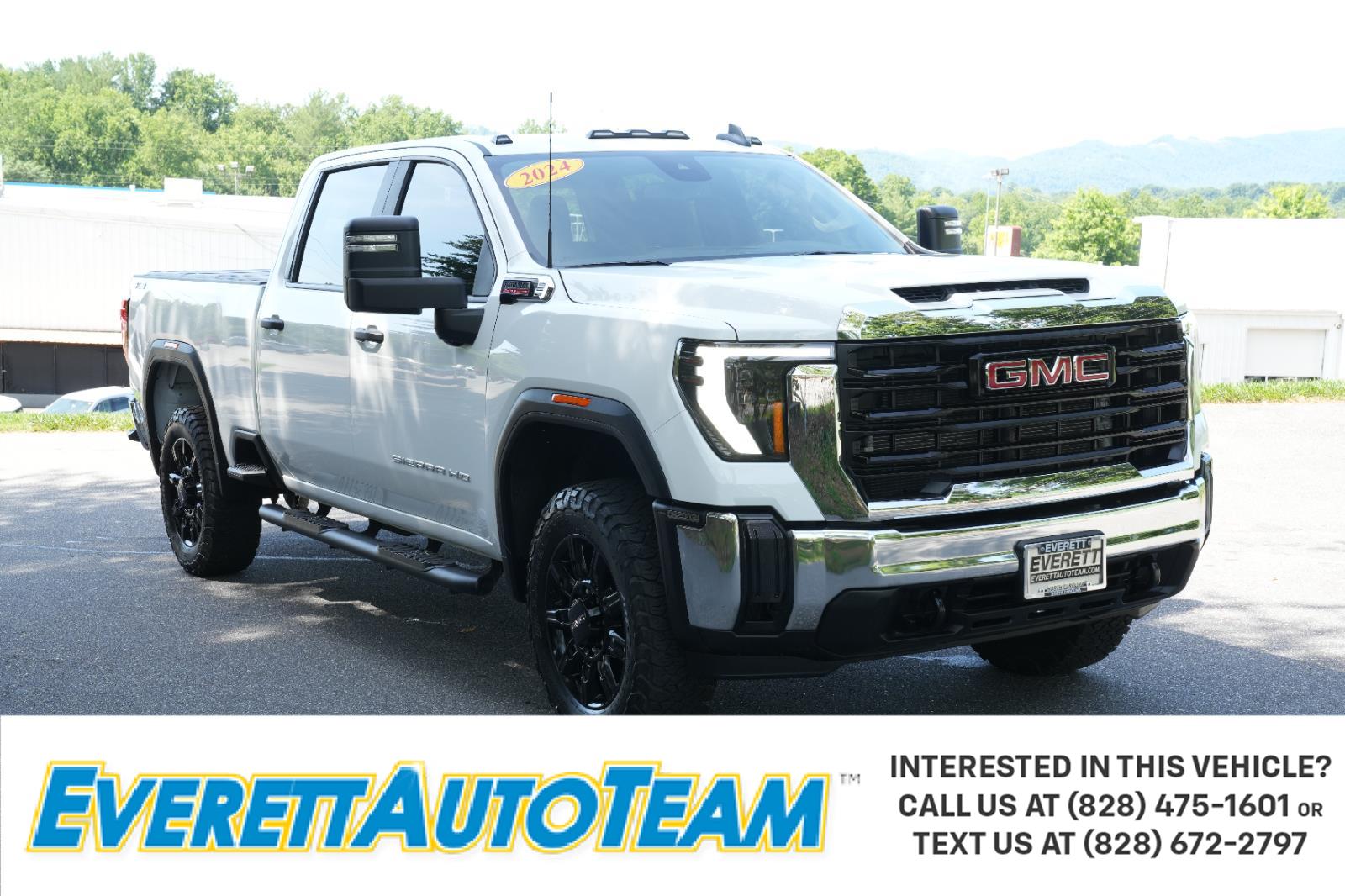 Summit White 2024 GMC Sierra 2500HD Pro Crew Cab 4WD Pickup Truck Four-Wheel Drive Automatic
