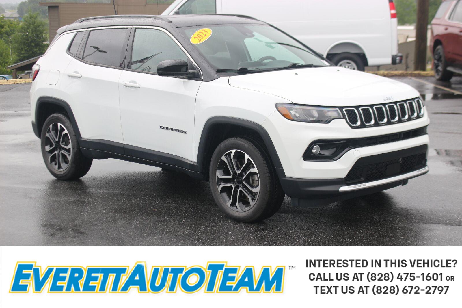Bright White Clearcoat 2023 Jeep Compass SUV / Crossover Four-Wheel Drive 8-Speed Automatic