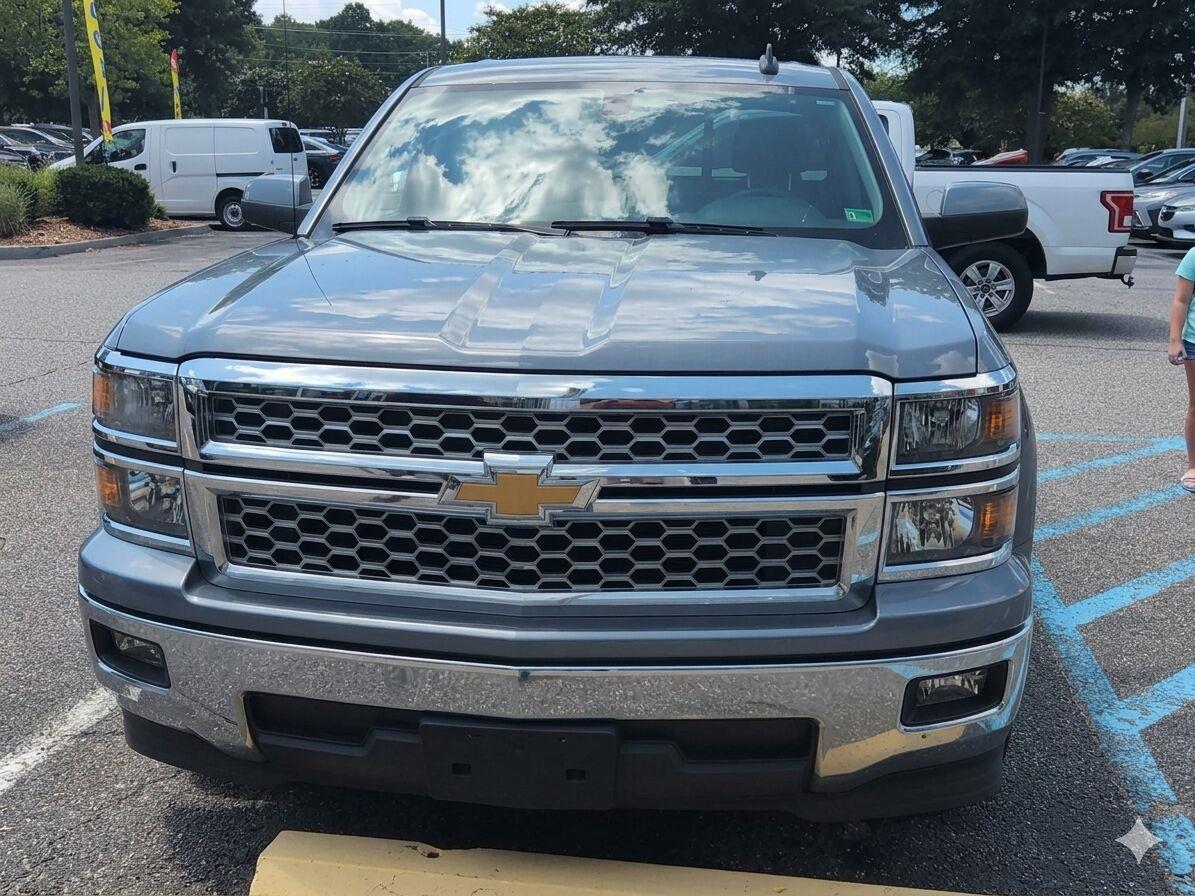 Gray (Slate Grey Metallic) 2015 Chevrolet Silverado 1500 Pickup Truck 4X2 6-Speed Automatic