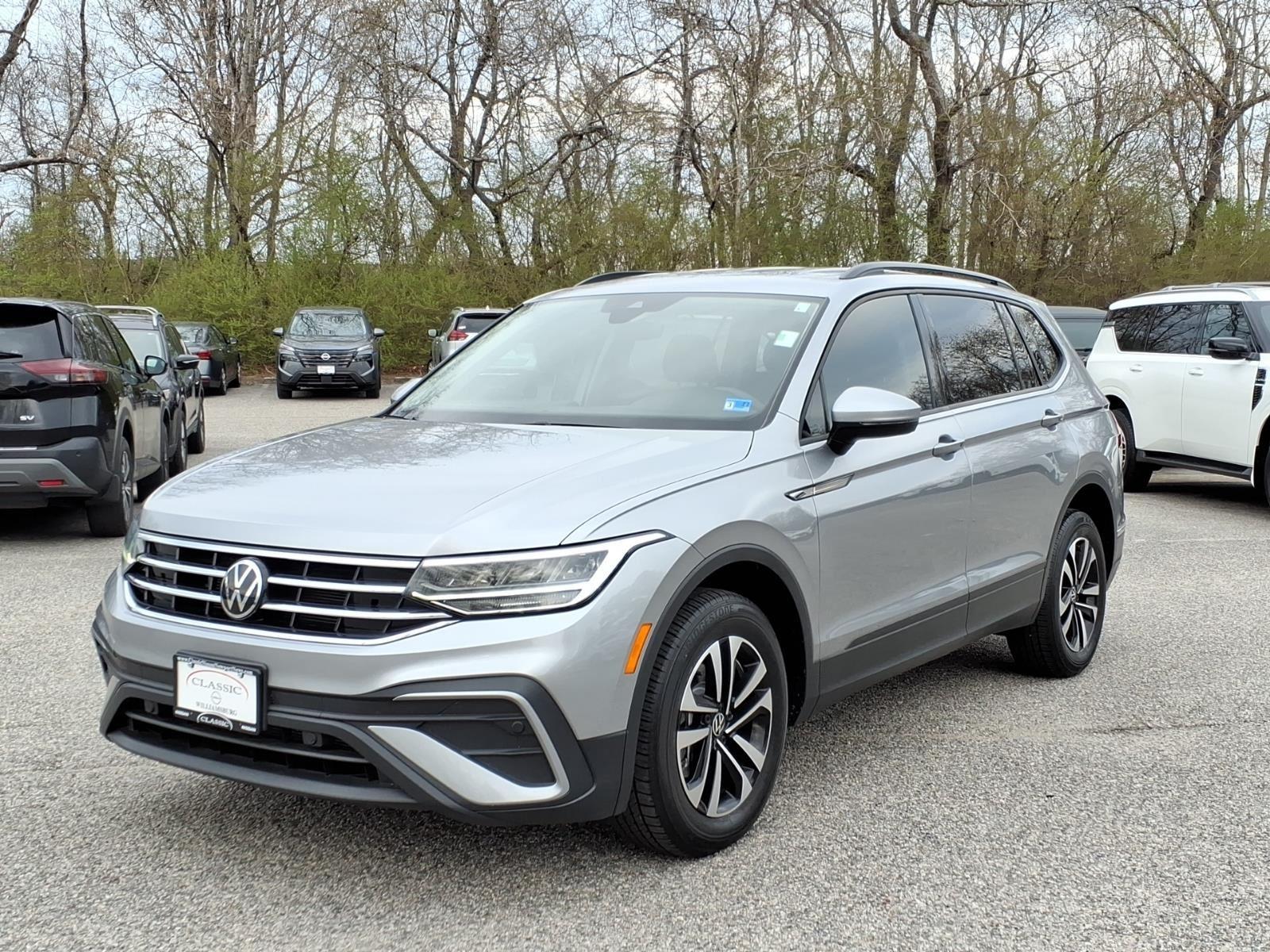 Pyrite Silver Metallic 2023 Volkswagen Tiguan S FWD SUV / Crossover Front-Wheel Drive 8-Speed Automatic
