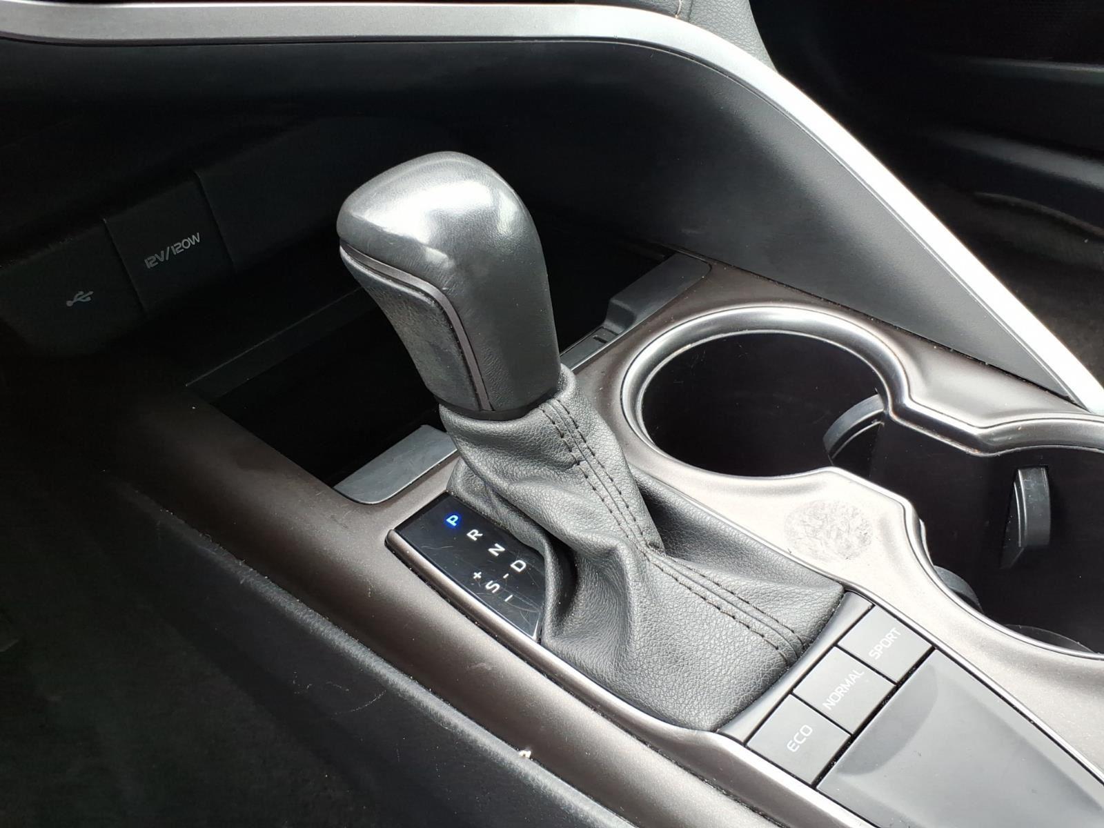 Used 2024 BLACK TOYOTA  image 17