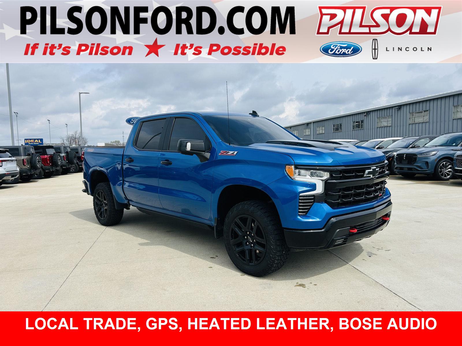 Glacier Blue Metallic 2022 Chevrolet Silverado 1500 LT Trail Boss Crew Cab 4WD Pickup Truck Four-Wheel Drive Automatic