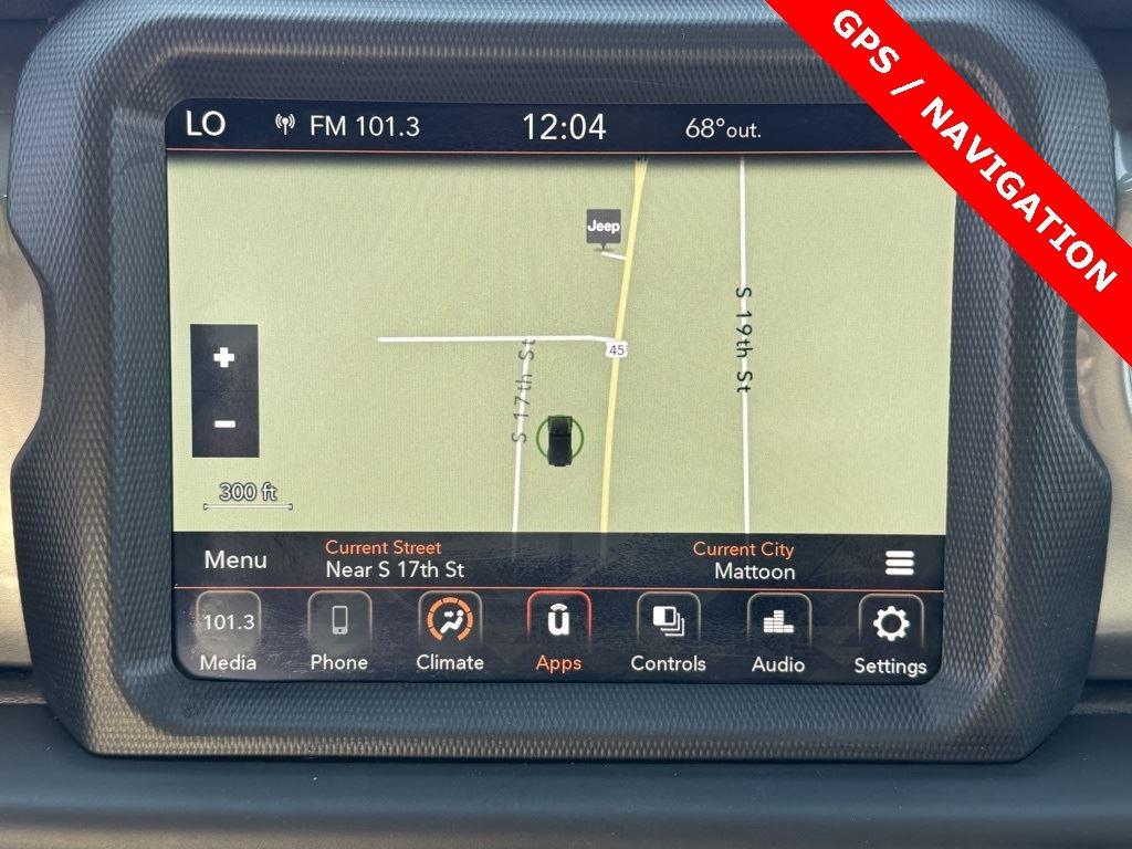 View vehicle photo 4